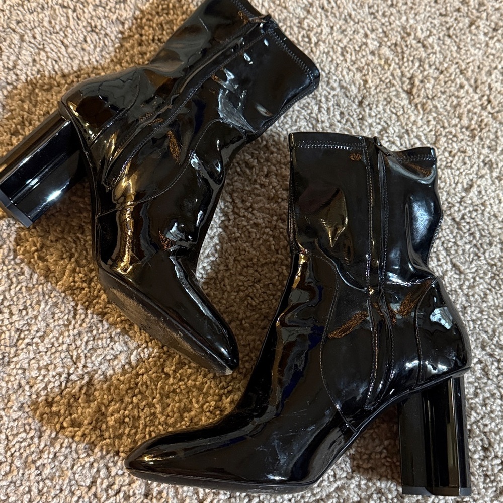 Louis Vuitton black patent boots size 9 - Picture 5 of 5